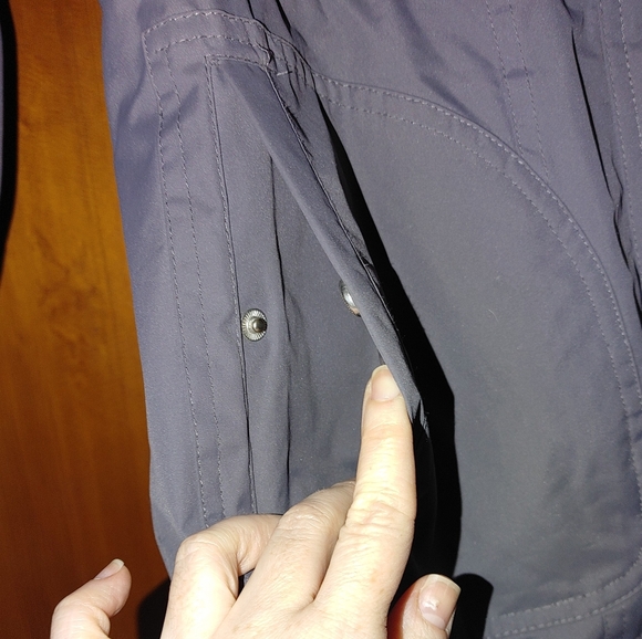 Free Country Grey Reversible Rain Coat. - Picture 4 of 11